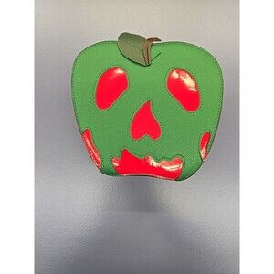 NWOT Poison Apple Purse Snow White Crossbody Purse Faux Leather Disney Villains